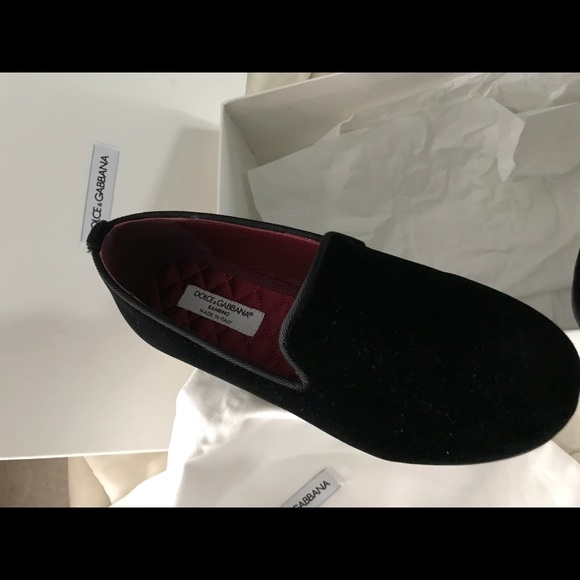 Dolce & Gabbana velvet kids slip on shoes - Picture 2 of 4